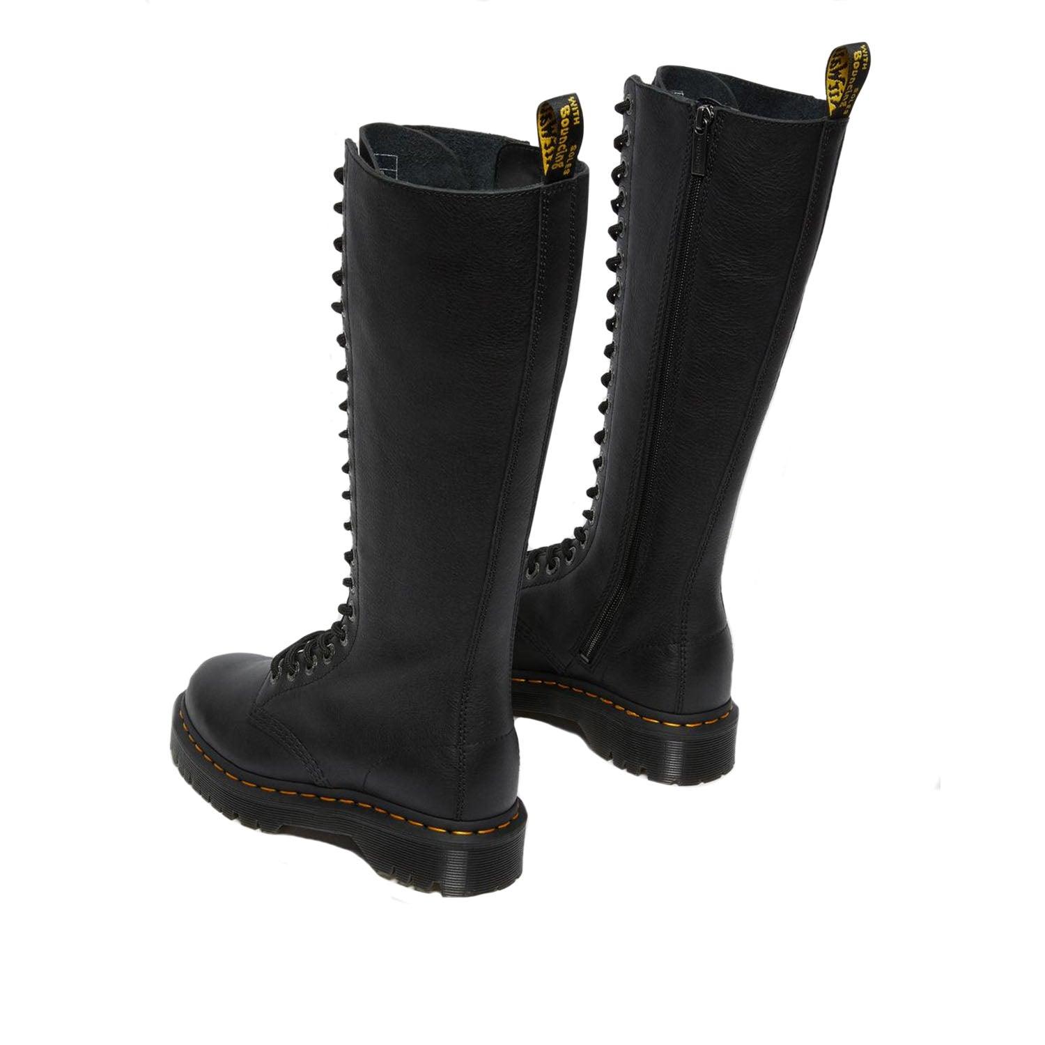 DR. MARTENS 1B60 BLACK BOOTS - Como Store