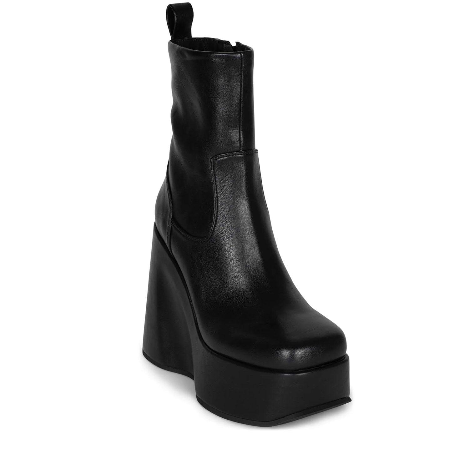 JEFFREY CAMPBELL - BIG BLOCK BLACK BOOTS - Como Store