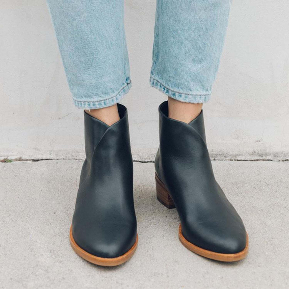 SOLUDOS VENETIAN BOOTIE BLACK LEATHER â Como Store