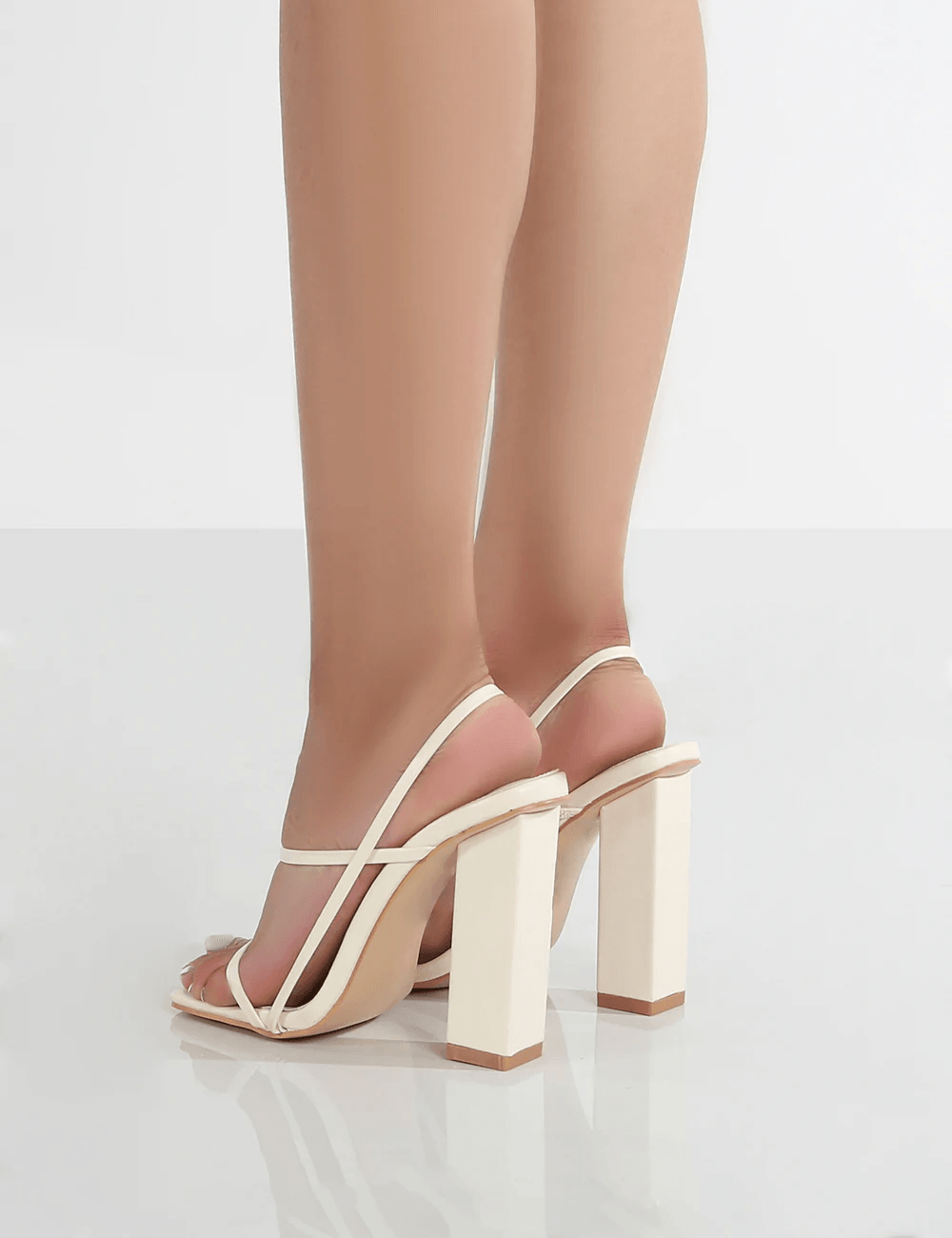 PUBLIC DESIRE - HALLEY OFF WHITE HEELS - Como Store