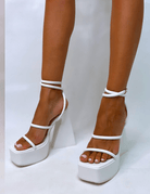 PUBLIC DESIRE - PIERCE WHITE - Como Store