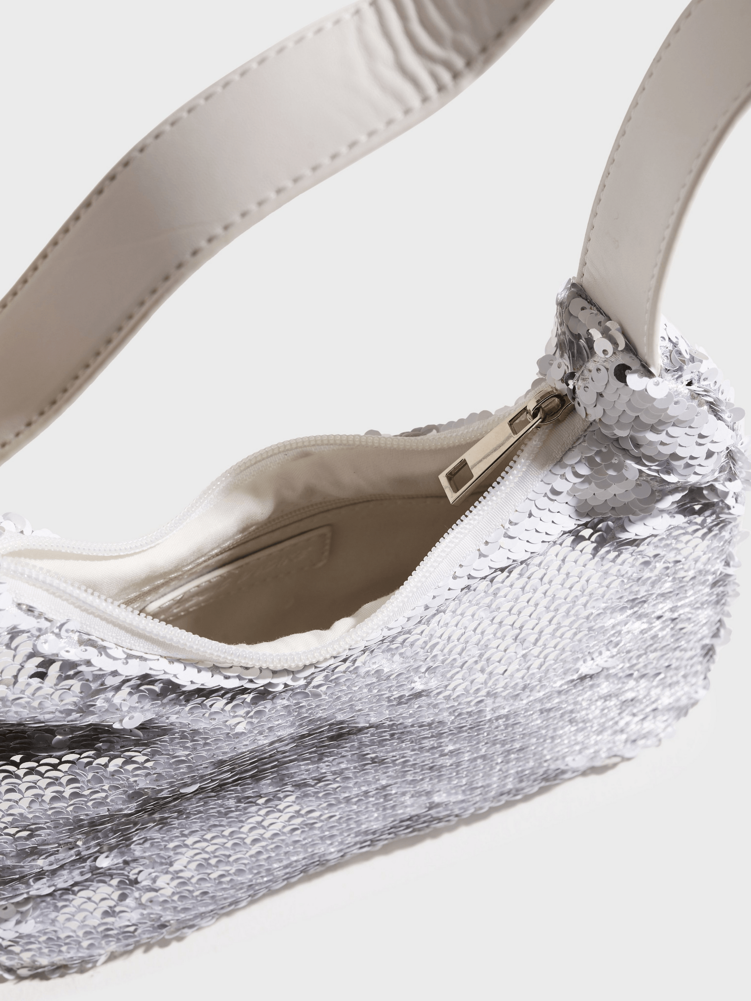 PUBLIC DESIRE - THE RUBY SILVER SEQUIN - Como Store