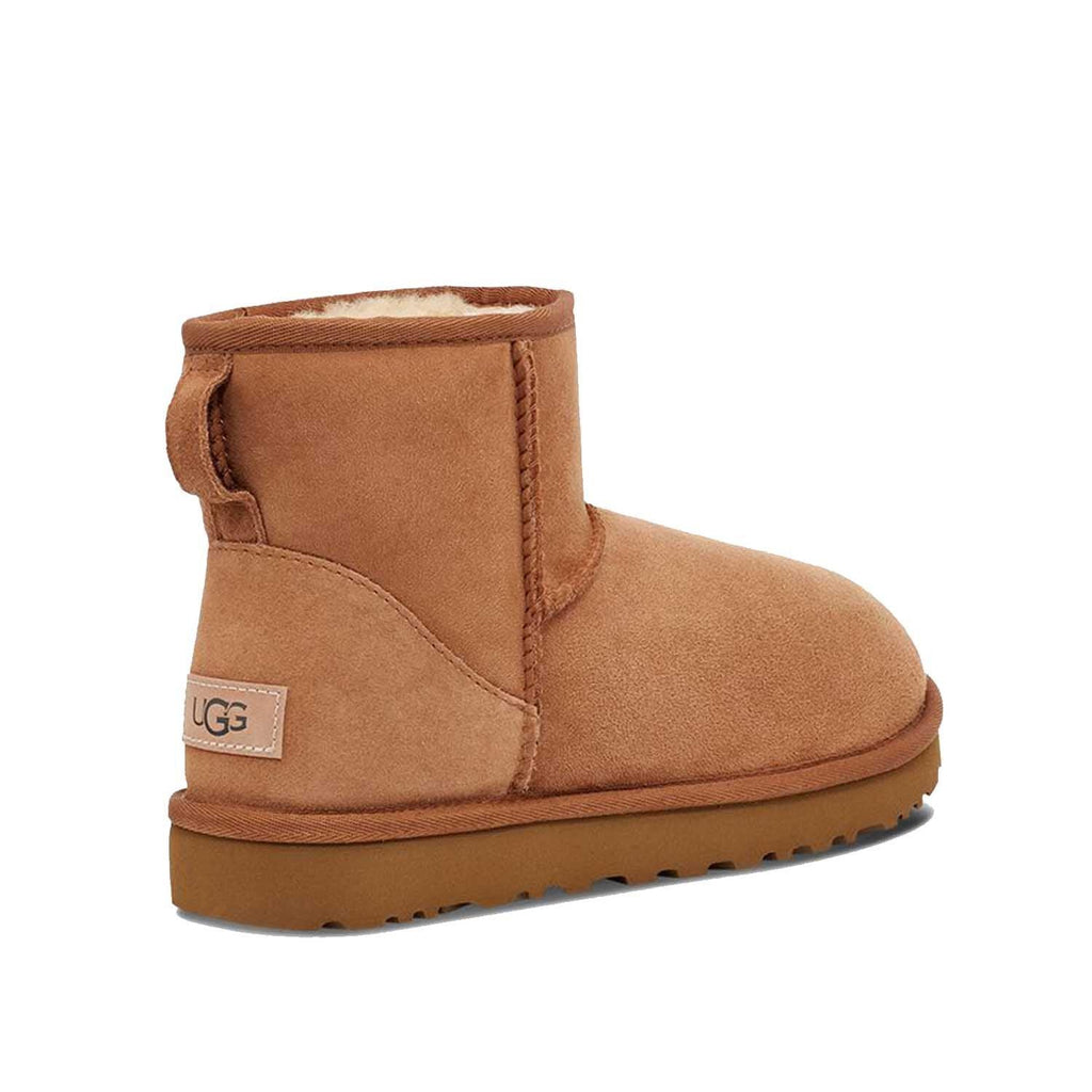 UGG CLASSIC MINI II CHESTNUT BOOTS - Como Store