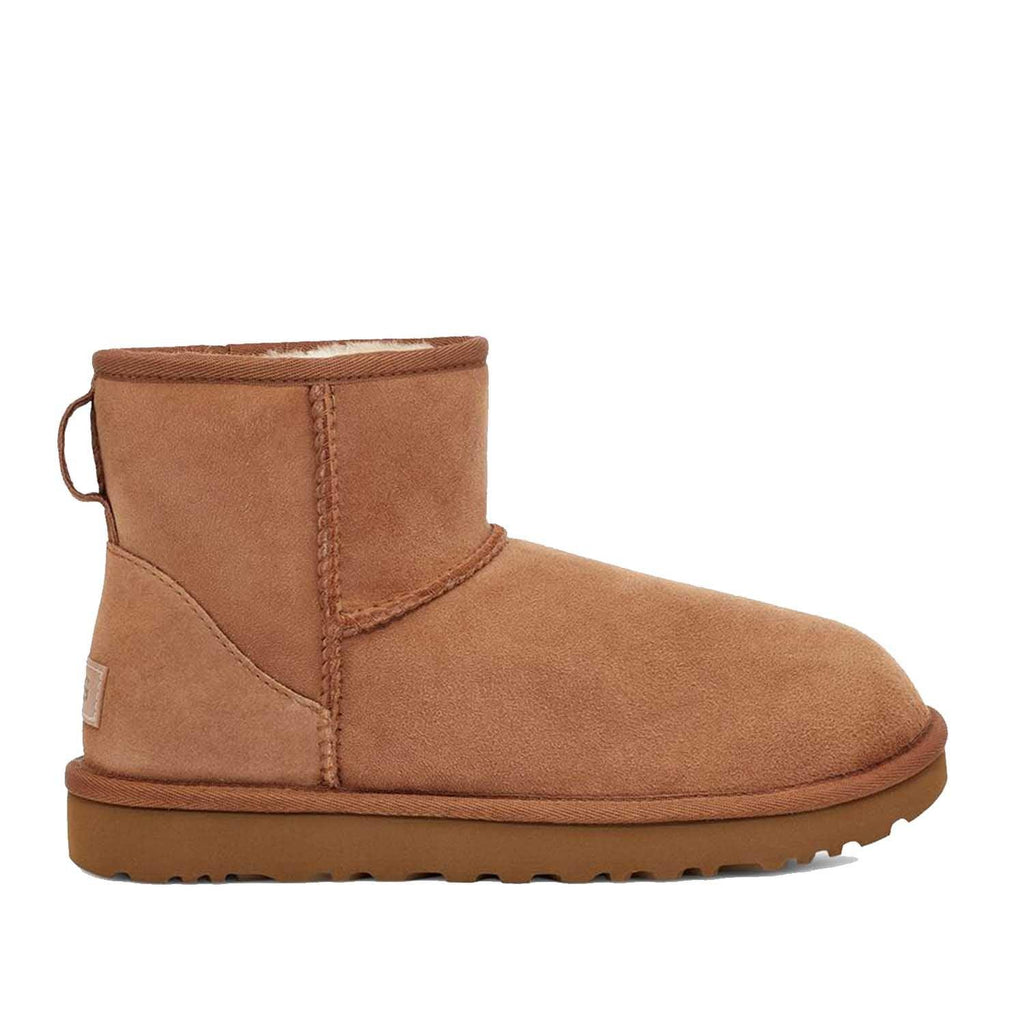 UGG CLASSIC MINI II CHESTNUT BOOTS - Como Store